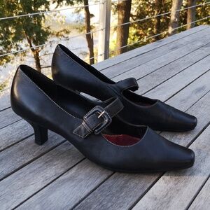 A2 by Aerosoles leather Mary Janes
